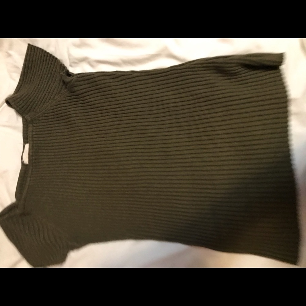Short sleeve bodycon warm top